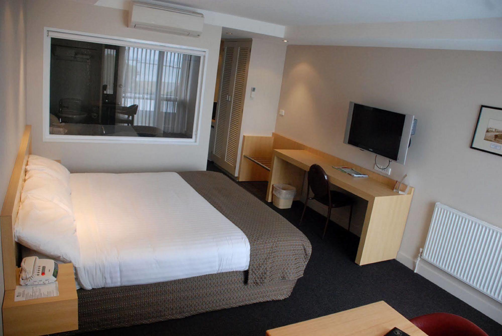 Richmond Henty Hotel พอร์ตแลนด์ ภายนอก รูปภาพ