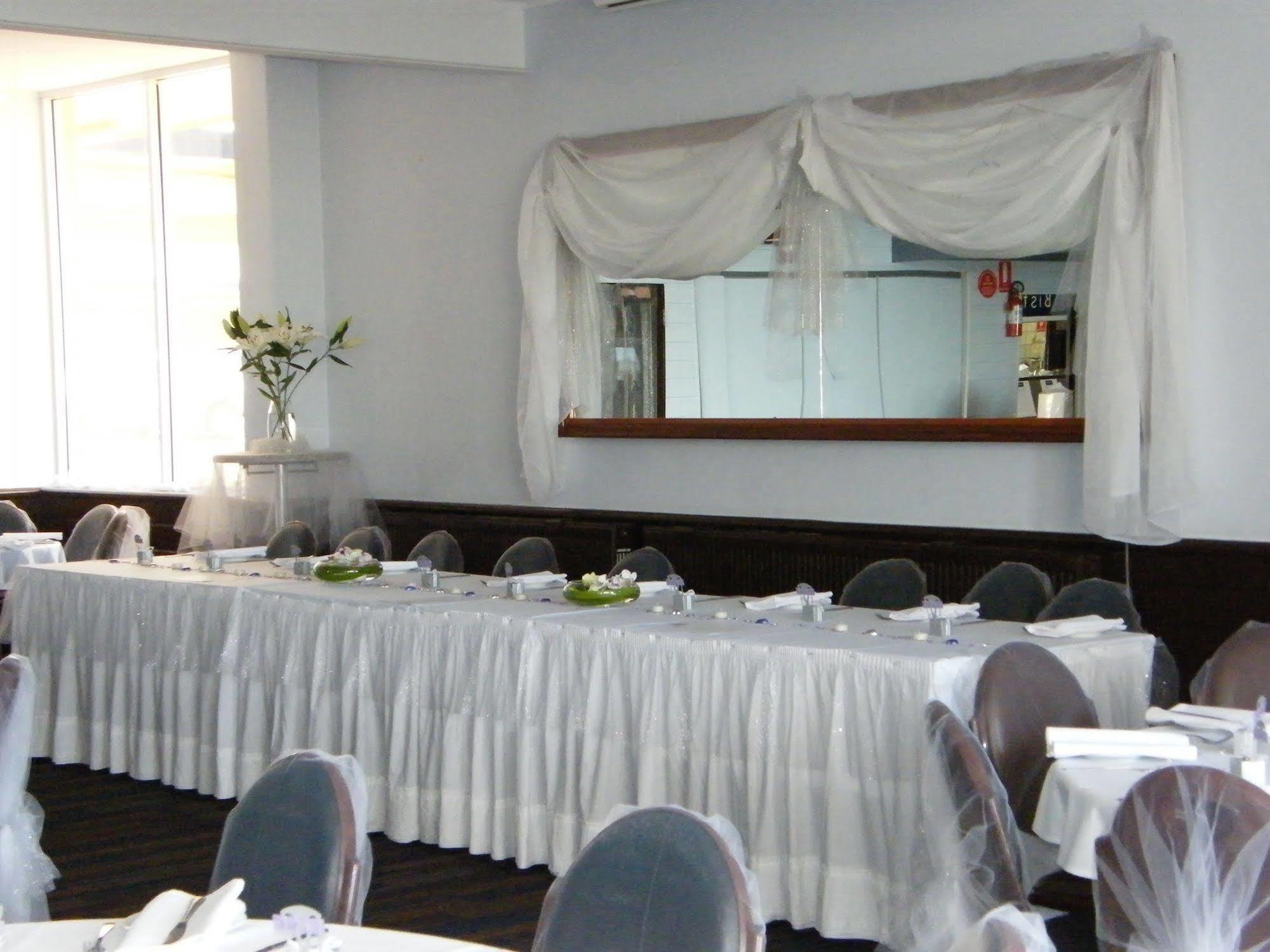 Richmond Henty Hotel พอร์ตแลนด์ ภายนอก รูปภาพ